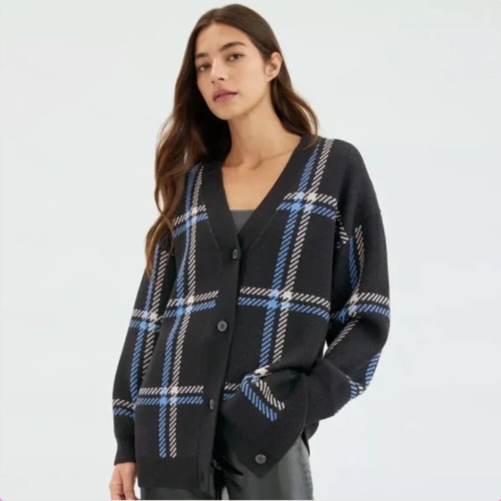 Aritzia cardigan